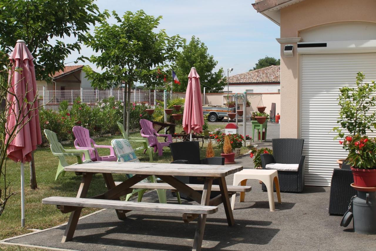 B&B La Garona Saint-Nicolas-de-la-Grave Exterior foto