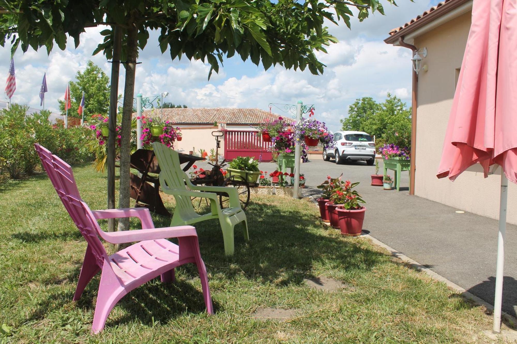 B&B La Garona Saint-Nicolas-de-la-Grave Exterior foto